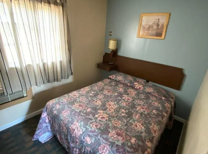 Motel Rainbow